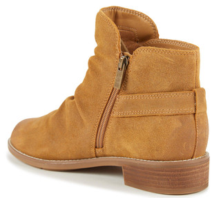 Thumbnail 2: Tan