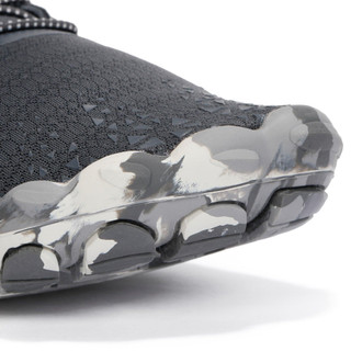 Thumbnail 6: Grey