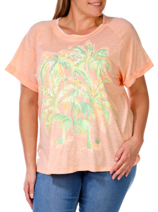 Thumbnail 8: Democracy Democracy Plus Short Sleeve Embroidered Print Tee 