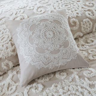 Thumbnail 2: Harbor House Harbor House Suzanna Square Decorative Pillow 