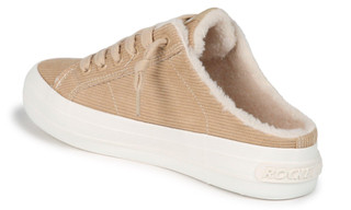 Thumbnail 3: Tan