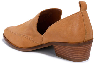 Thumbnail 2: Tan