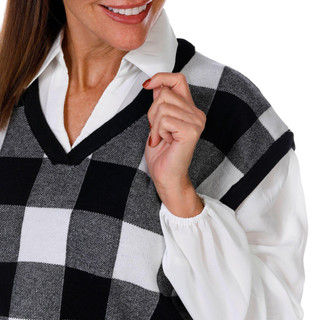 Thumbnail 3: Black/White