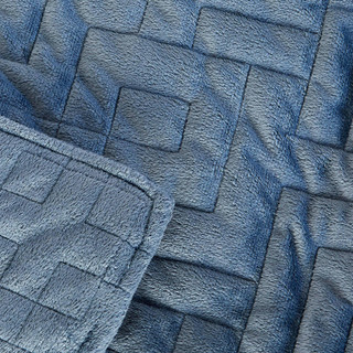Thumbnail 4: BLUE