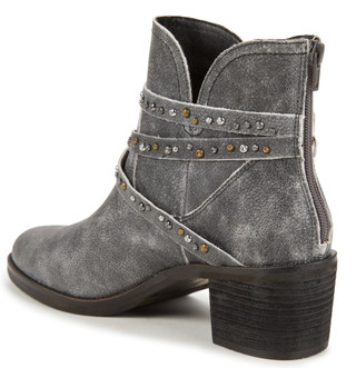 Thumbnail 4: Charcoal