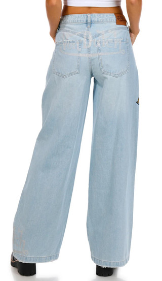 Thumbnail 4: DENIM