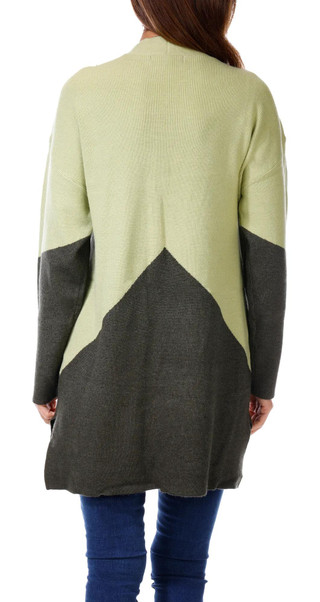 Thumbnail 2: Green