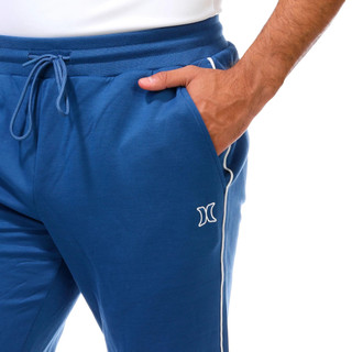 Thumbnail 3: Blue