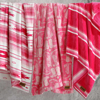 Thumbnail 2: Pink