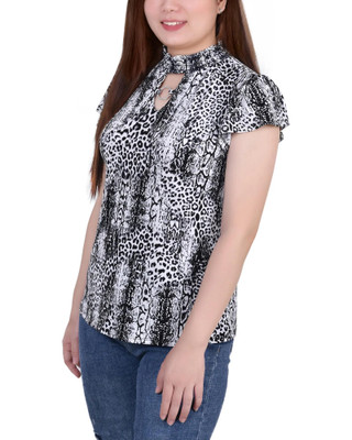 Thumbnail 3: BLACK LEOS