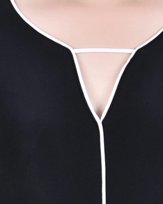 Thumbnail 4: BLACK WHIT