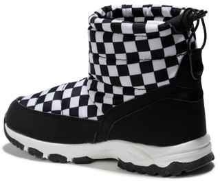 Thumbnail 2: Black/White