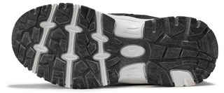 Thumbnail 3: Black/White