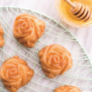 Thumbnail 6: Nordic Ware Nordic Ware Rose Bud Pan 