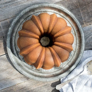 Thumbnail 3: Nordic Ware Nordic Ware Original Bundt Pan 