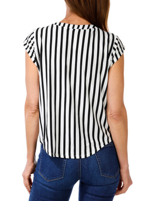 Thumbnail 2: Black/White