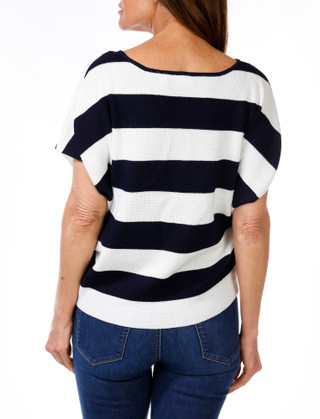 Thumbnail 2: Black/White