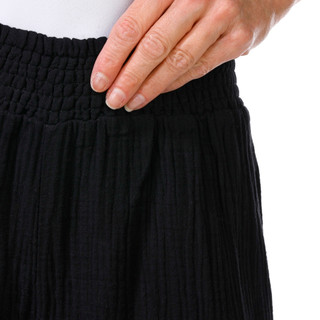 Thumbnail 2: BLACK