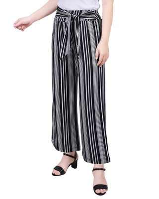 Thumbnail 1: BLACK/WHIT