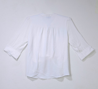 Thumbnail 2: WHite