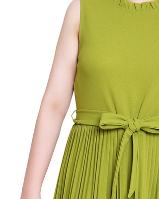 Thumbnail 4: Kay Green