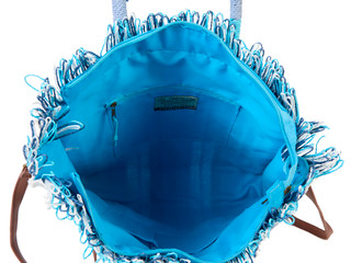 Thumbnail 2: Blue