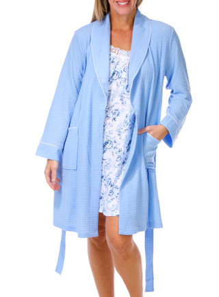 Thumbnail 2: Blue/White