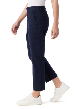 Thumbnail 3: Gloria Vanderbilt Petite Cargo Capri Pants 