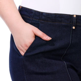 Thumbnail 2: Express Women's Plus Center Seam Shorts 