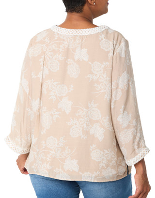 Thumbnail 2: HARPER 241 Plus 3/4 Sleeve Floral Top 