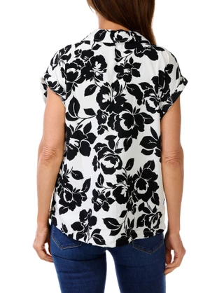 Thumbnail 2: Kathy Ireland Women's Button Down Top 