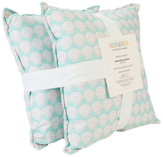 Thumbnail 3: Martha Stewart 18x18 Inch Outdoor Shell Decorative Pillow Set  