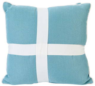Thumbnail 2: Martha Stewart 18x18 Inch Outdoor Decorative Pillows Set 
