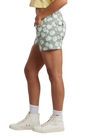 Thumbnail 3: Unionbay Juniors Darcy Coastal Seashell Shorts 