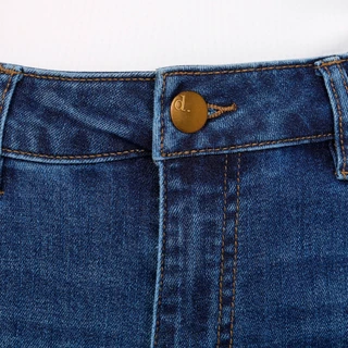 Thumbnail 3: D. Jeans Women's 10 in Roll Cuff Denim Bermuda Shorts 