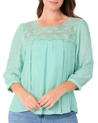 Thumbnail 2: FIGUEROA & FLOWER Petite 3/4 Sleeve Papaya Lace Top 