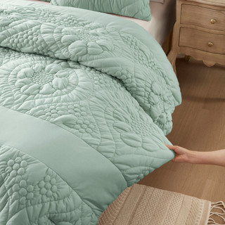 Thumbnail 15: Madison Park Elise Solid Puffy Comforter Set 