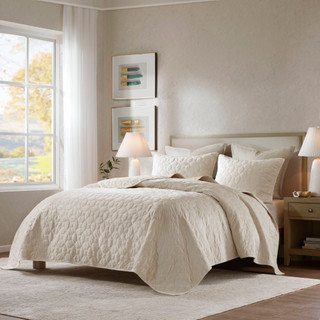 Thumbnail 1: Madison Park Harper Velvet Quilt Set  