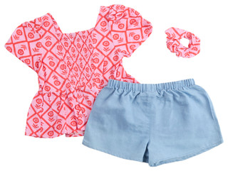 Thumbnail 2: Vince Camuto Little Girls 2 Pc Short Sleeve and Shorts Set 