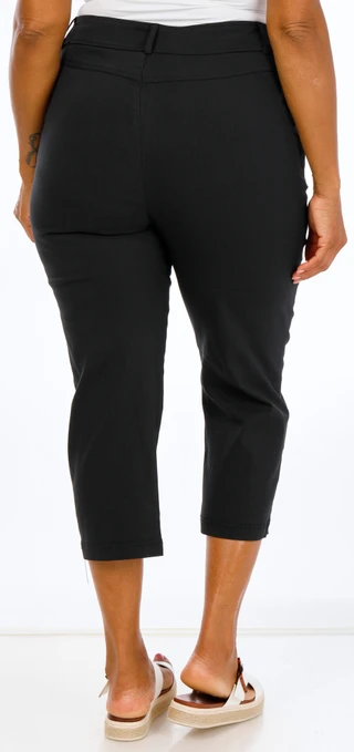 Thumbnail 4: Soho Plus Pull-On Crochet Trim Capris 