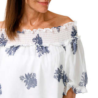 Thumbnail 3: Cece Women's Short Puff Sleeve Smocked Neck Top 