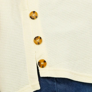Thumbnail 4: Anneliese Women's Plus Textured Side Buttons Top 