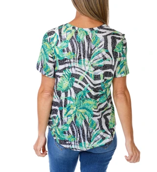 Thumbnail 2: Onque Women's Graphic Print Top 