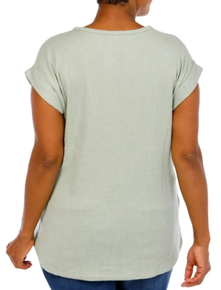 Thumbnail 4: Above and Beyond Women's Plus Textured Side Buttons Top 