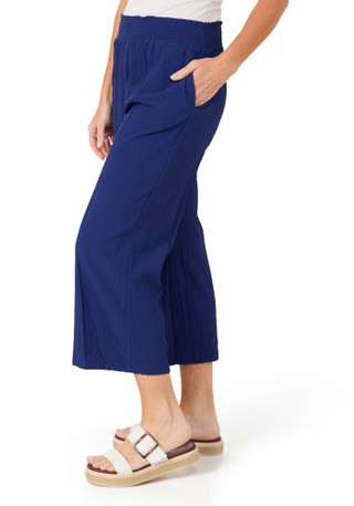 Thumbnail 3: REEL LEGENDS Women's Solid Woven Rumple Capris 