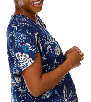 Thumbnail 3: Ava & Grace Women's Plus Flutter Sleeve V-Neck Print Top 