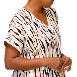 Thumbnail 2: Ava & Grace Women's plus Button Down Rhinestone Animal Print Top 