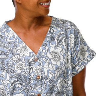Thumbnail 2: Sapphire Women's Plus V-Neck Button Down Floral Print Top 