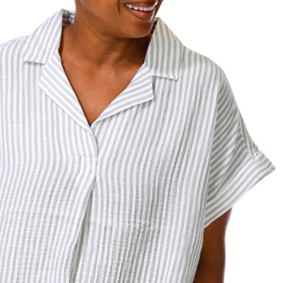 Thumbnail 5: Beach Lunch Lounge Women's Plus V-Neck Cuffed Sleeve Top 