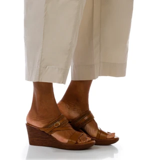 Thumbnail 2: Coral Bay Plus Stretch Poplin Capris 